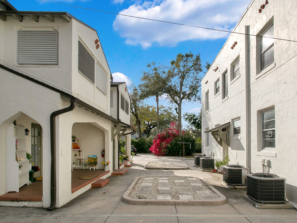 Align Communities | Lake Eola Heights | Orlando Apartment Complex | For ...